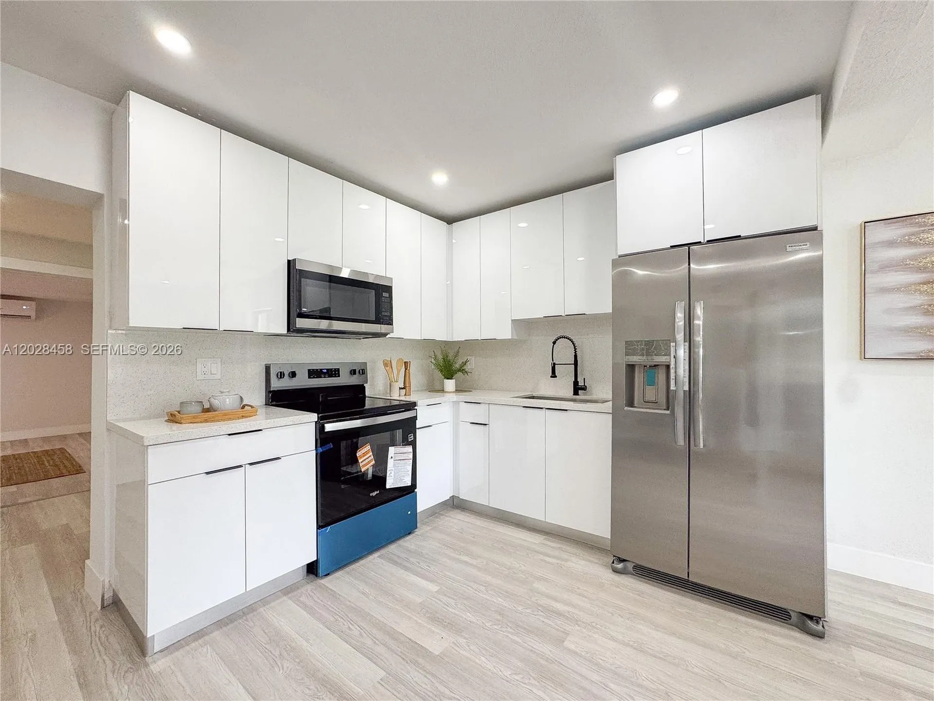 212 NW 28th Way Fort Lauderdale FL 33311
