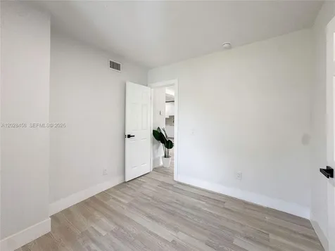 212 NW 28th Way Fort Lauderdale FL 33311
