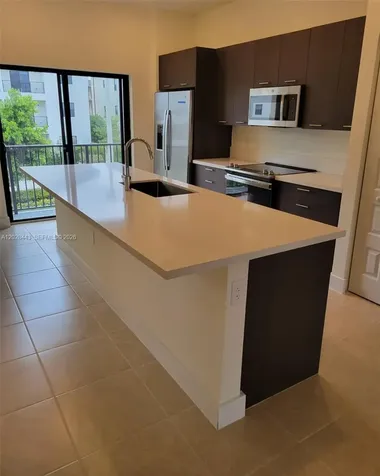 7915 NW 104th Avenue Doral FL 33178
