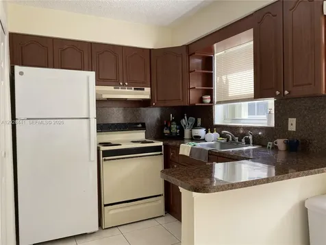 5270 SW 90th Way Cooper City FL 33328