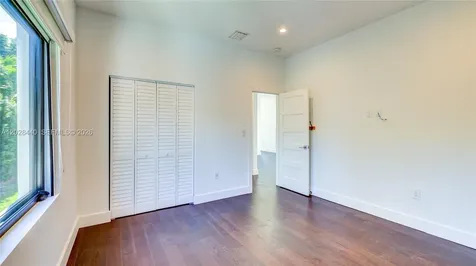 426 Aragon Avenue Coral Gables FL 33134