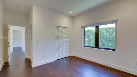426 Aragon Avenue Coral Gables FL 33134