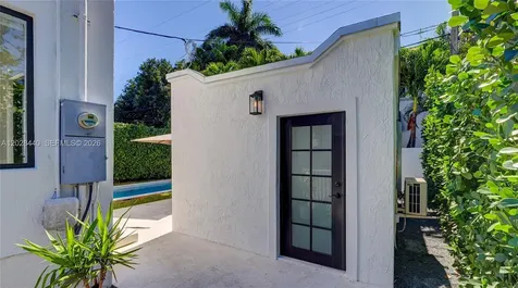 426 Aragon Avenue Coral Gables FL 33134