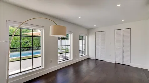 426 Aragon Avenue Coral Gables FL 33134