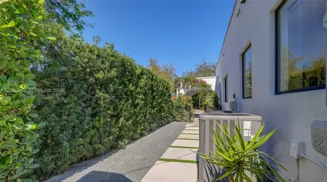 426 Aragon Avenue Coral Gables FL 33134