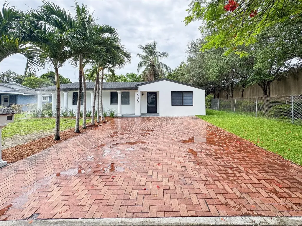 600 NW 108th Terrace Miami FL 33168