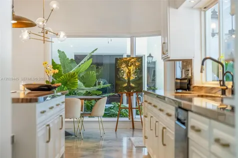 8251 Old Cutler Road Coral Gables FL 33143