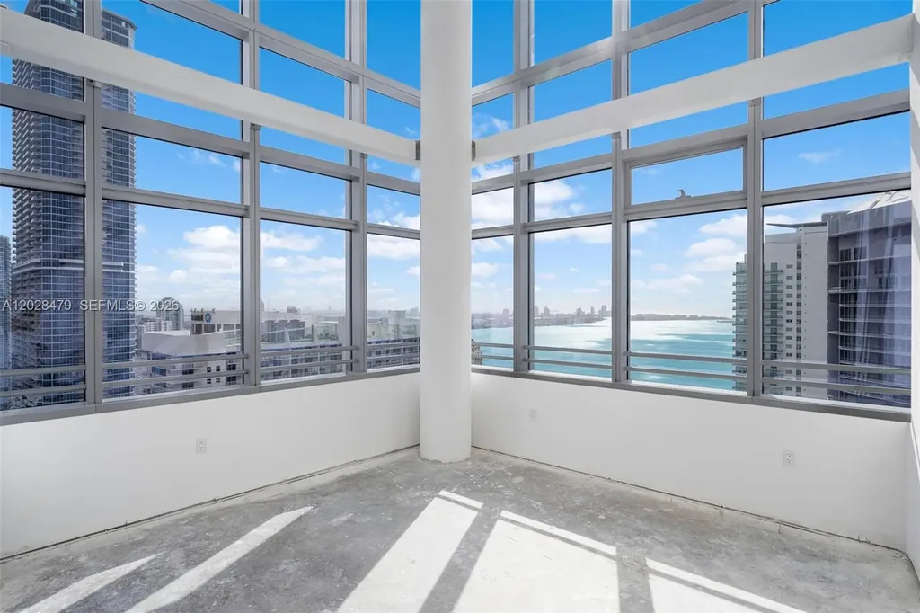 1395 Brickell Avenue Miami FL 33131