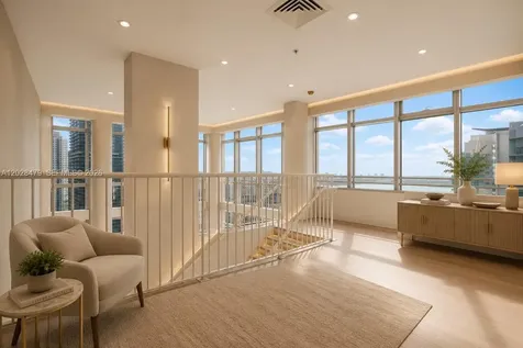 1395 Brickell Avenue Miami FL 33131