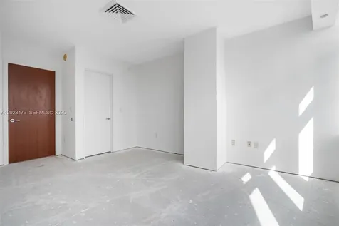 1395 Brickell Avenue Miami FL 33131