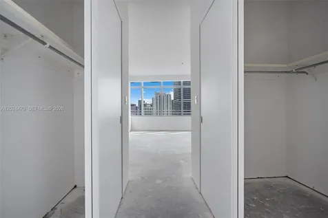 1395 Brickell Avenue Miami FL 33131