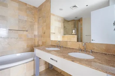 1395 Brickell Avenue Miami FL 33131