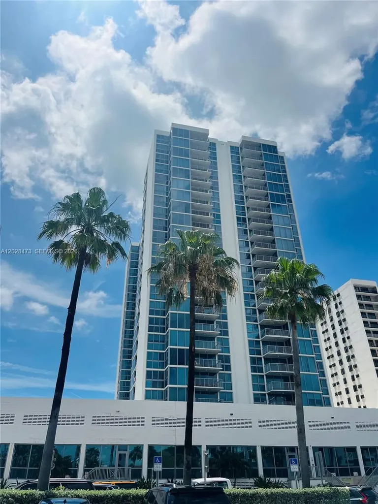 2655 Collins Avenue Miami Beach FL 33140