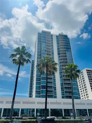 2655 Collins Avenue Miami Beach FL 33140