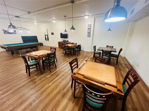 2655 Collins Avenue Miami Beach FL 33140