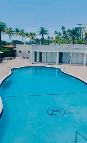 2655 Collins Avenue Miami Beach FL 33140