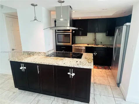 2655 Collins Avenue Miami Beach FL 33140
