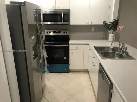 5743 NW 114th Path Doral FL 33178