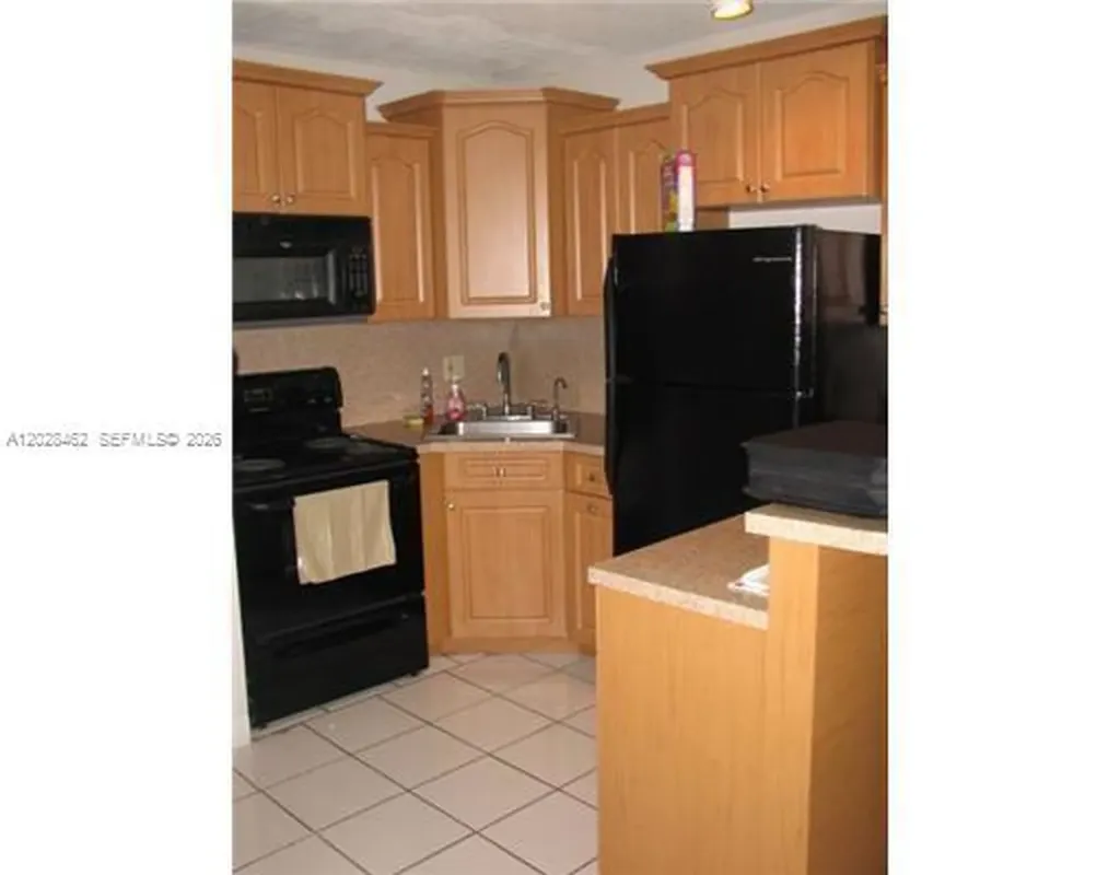 400 Kings Point Drive Sunny Isles Beach FL 33160