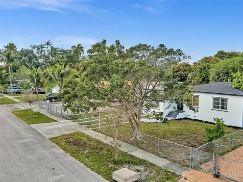 1365 NE 130th Street North Miami FL 33161