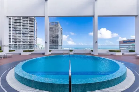 55 SE 6th Street Miami FL 33131