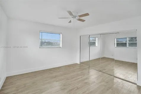 114 SE 8th Street Hallandale Beach FL 33009