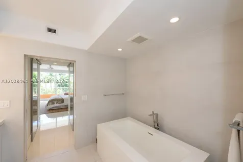 781 Crandon Boulevard Key Biscayne FL 33149