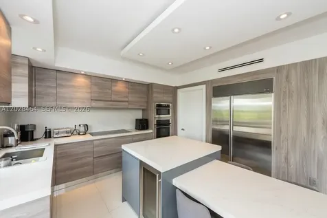 781 Crandon Boulevard Key Biscayne FL 33149