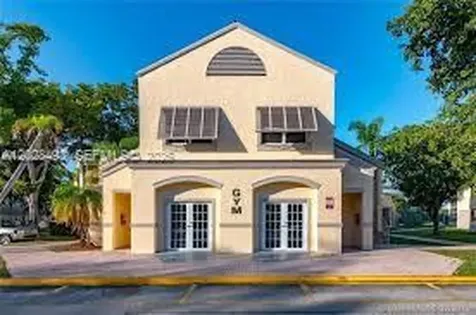 8180 Geneva Court Doral FL 33166