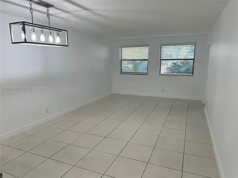 8180 Geneva Court Doral FL 33166