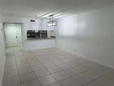 8180 Geneva Court Doral FL 33166
