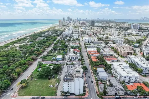 8233 Harding Avenue Miami Beach FL 33141