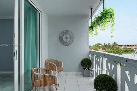 8233 Harding Avenue Miami Beach FL 33141