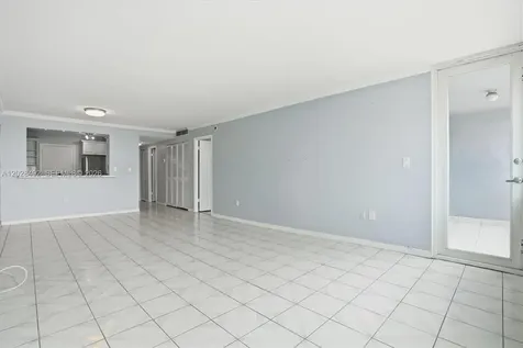 8233 Harding Avenue Miami Beach FL 33141
