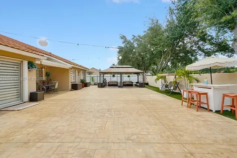 1910 SW 135th Way Miramar FL 33027