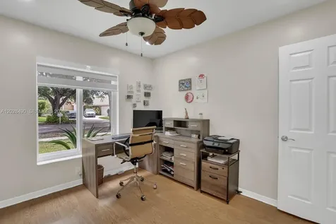 1910 SW 135th Way Miramar FL 33027