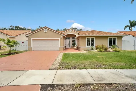 1910 SW 135th Way Miramar FL 33027