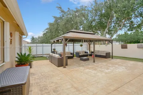1910 SW 135th Way Miramar FL 33027