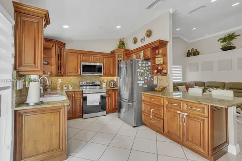 1910 SW 135th Way Miramar FL 33027
