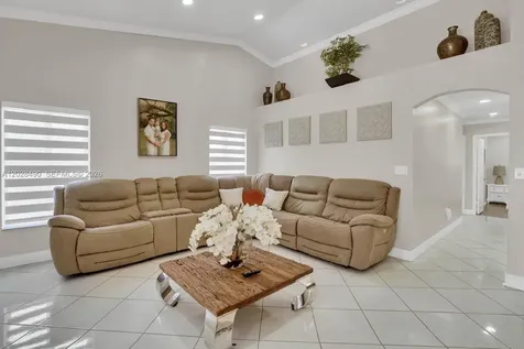 1910 SW 135th Way Miramar FL 33027