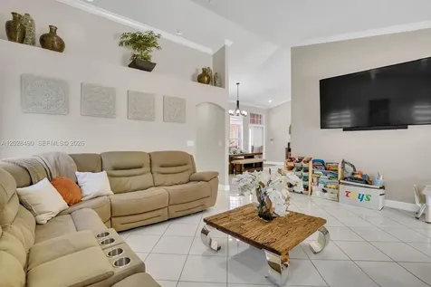 1910 SW 135th Way Miramar FL 33027