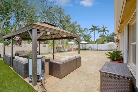 1910 SW 135th Way Miramar FL 33027