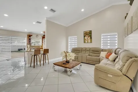 1910 SW 135th Way Miramar FL 33027