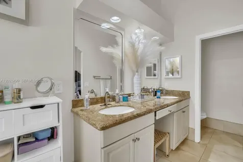 1910 SW 135th Way Miramar FL 33027