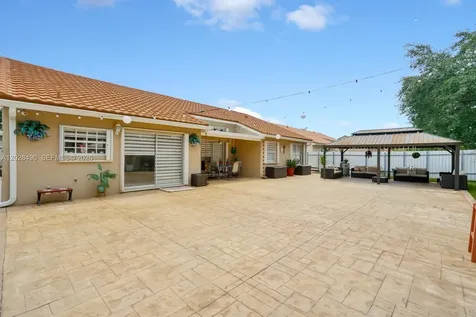 1910 SW 135th Way Miramar FL 33027