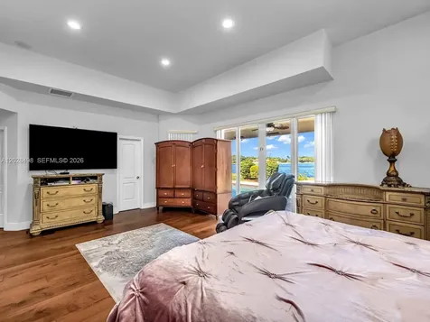 2710 Walkers Way Weston FL 33331