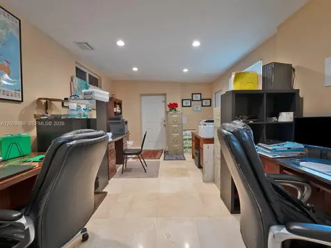 2710 Walkers Way Weston FL 33331
