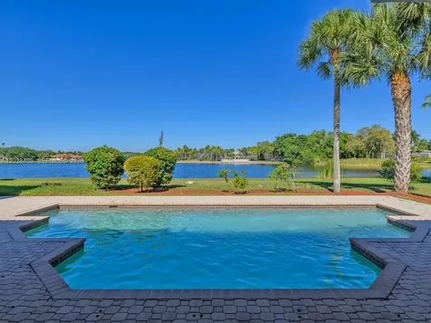 2710 Walkers Way Weston FL 33331