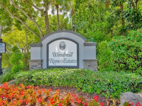 2710 Walkers Way Weston FL 33331