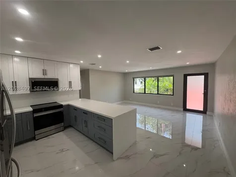 919 NE 4th Court Hallandale Beach FL 33009